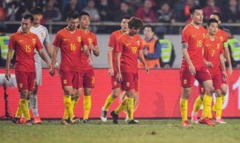 中国足球的系统性缺陷：为何无法打破“越大越差”的困局