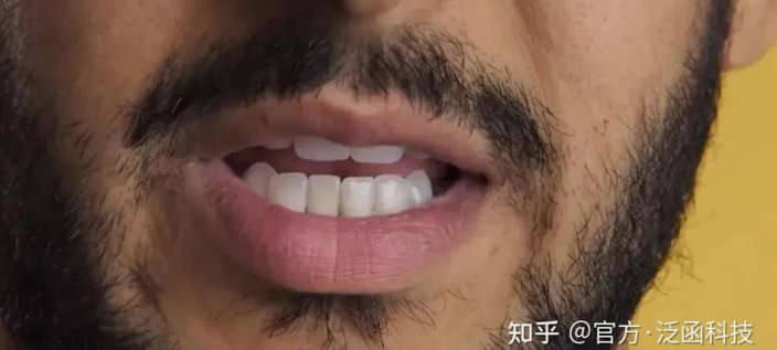 图赫尔补水时刻：你们太僵了，就站着不动