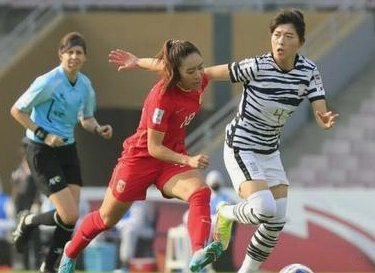 你们知道为什么董路在当前这个节点入局女足吗
